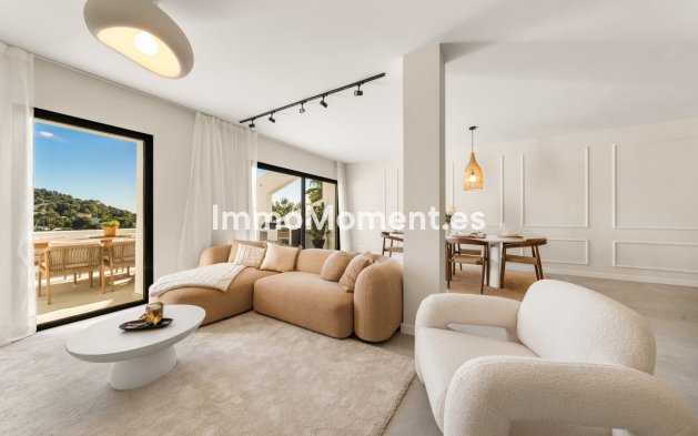 Resale - Apartment - Benahavís - La Quinta