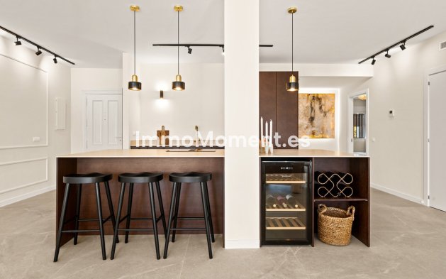 Resale - Apartment - Benahavís - La Quinta