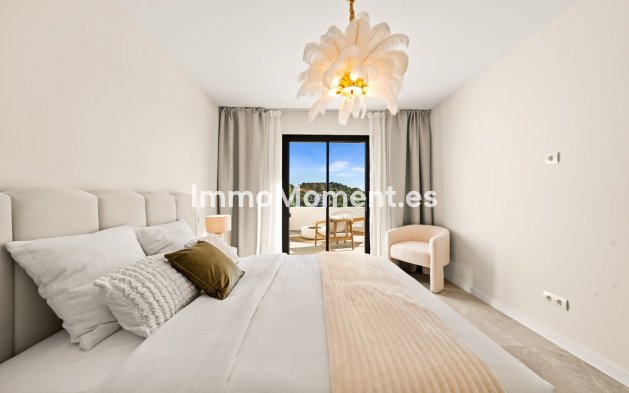 Resale - Apartment - Benahavís - La Quinta