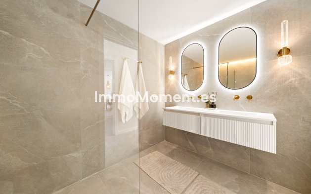 Resale - Apartment - Benahavís - La Quinta