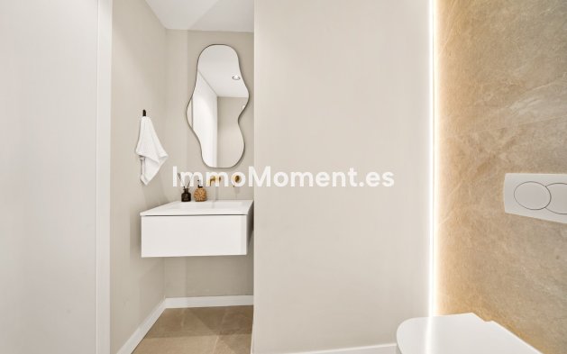 Resale - Apartment - Benahavís - La Quinta
