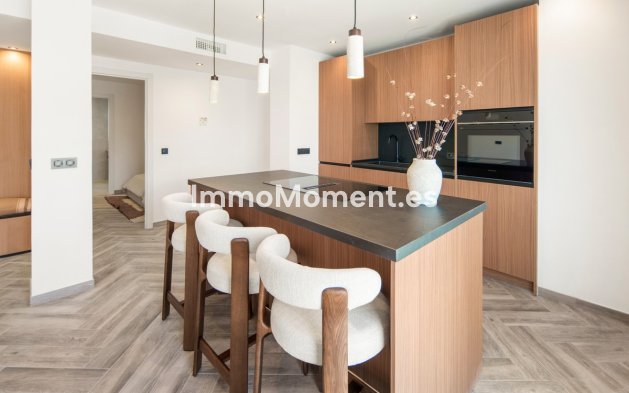 Resale - Apartment - Benahavís - La Quinta