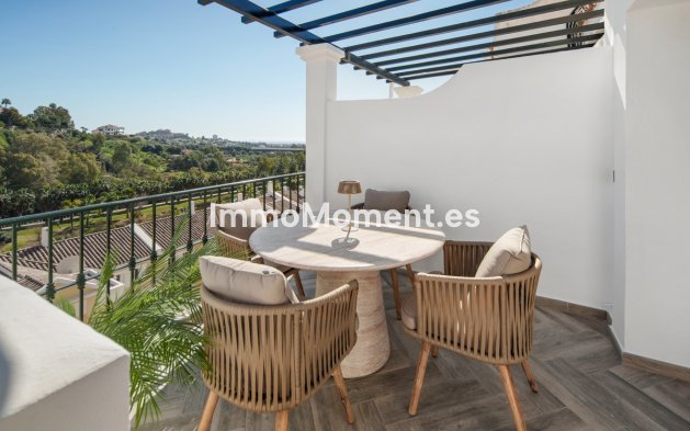 Resale - Apartment - Benahavís - La Quinta