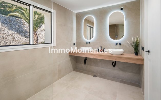 Resale - Apartment - Benahavís - La Quinta