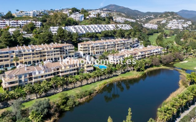 Resale - Apartment - Benahavís - La Quinta