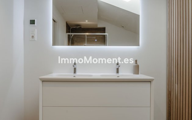 Resale - Apartment - Fuengirola - Fuengirola Centro