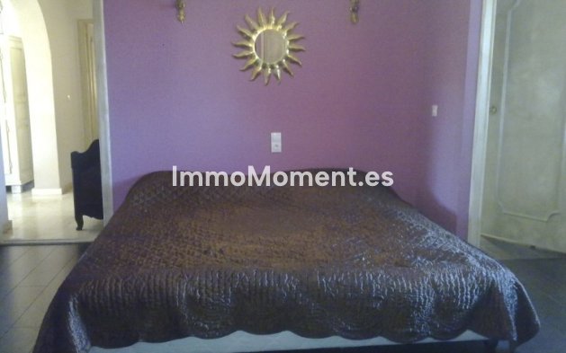 Revente - Villa - Marbella - Nueva Andalucía