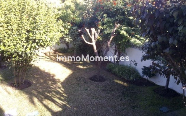 Revente - Villa - Marbella - Nueva Andalucía