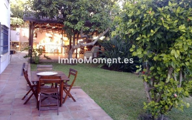 Revente - Villa - Marbella - Nueva Andalucía