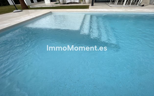 Wiederverkauf - Villa - Marbella - Marbella Centro