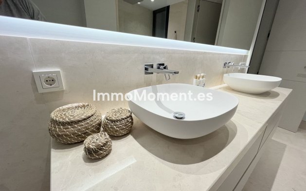 Wiederverkauf - Villa - Marbella - Marbella Centro