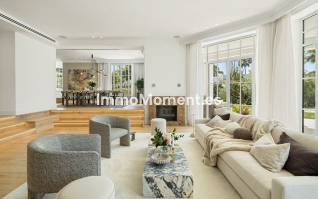 Wiederverkauf - Villa - Marbella - Nueva Andalucía