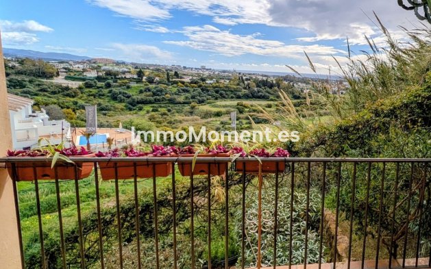 Resale - Apartment - Benahavís - Benahavís Centro