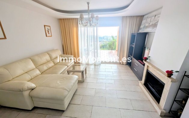 Resale - Apartment - Benahavís - Benahavís Centro