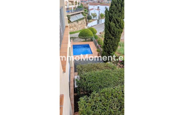 Resale - Apartment - Benahavís - Benahavís Centro