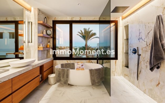 Wiederverkauf - Wohnung - Marbella - Nueva Andalucía