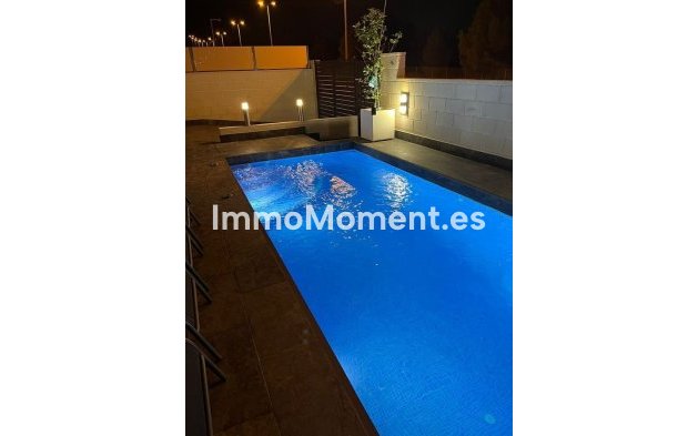Resale - Villa - Orihuela - Villamartin