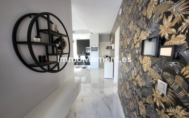 Resale - Villa - Orihuela - Villamartin