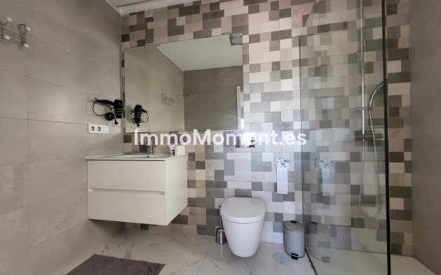 Resale - Villa - Orihuela - Villamartin