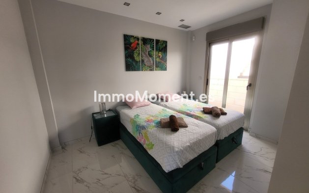 Resale - Villa - Orihuela - Villamartin
