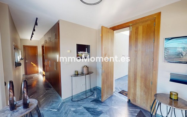 Reventa - Villa - Interior  - Alora
