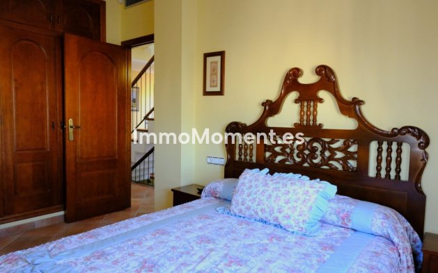 Wiederverkauf - Villa - Orihuela - Orihuela Centro