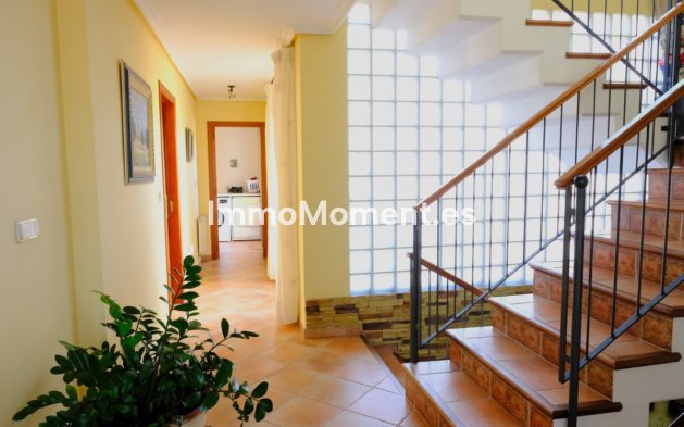 Wiederverkauf - Villa - Orihuela - Orihuela Centro