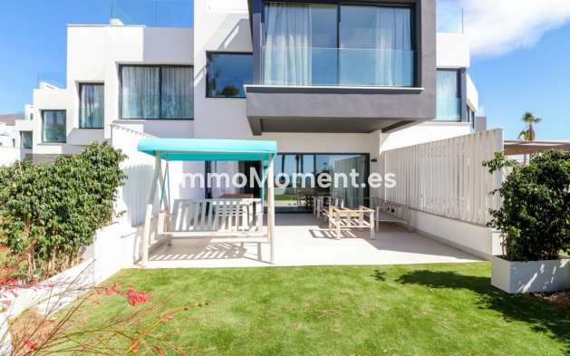 Revente - Maison mitoyenne - Estepona  - Estepona Centro