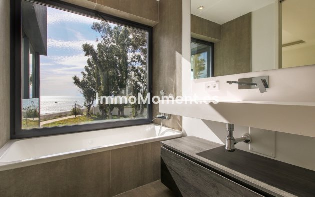 Revente - Maison mitoyenne - Estepona  - Estepona Centro