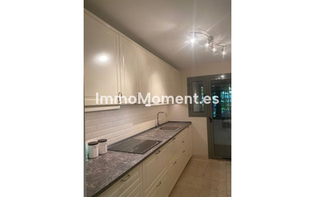 Wiederverkauf - Wohnung - Estepona  - Atalaya
