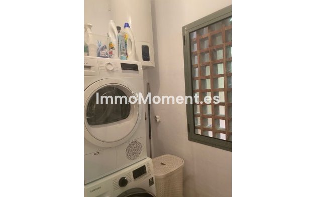 Wiederverkauf - Wohnung - Estepona  - Atalaya