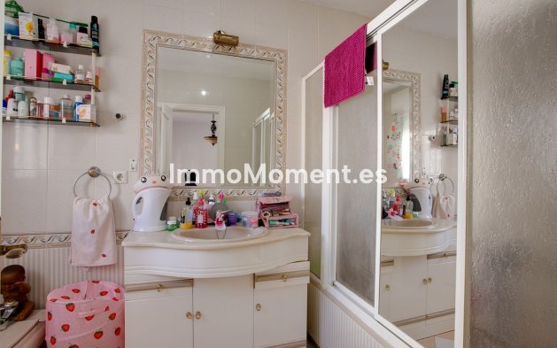 Revente - Maison mitoyenne - Estepona  - Estepona Centro