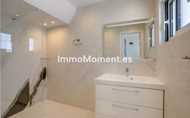 Wiederverkauf - Villa - Estepona  - Estepona Centro