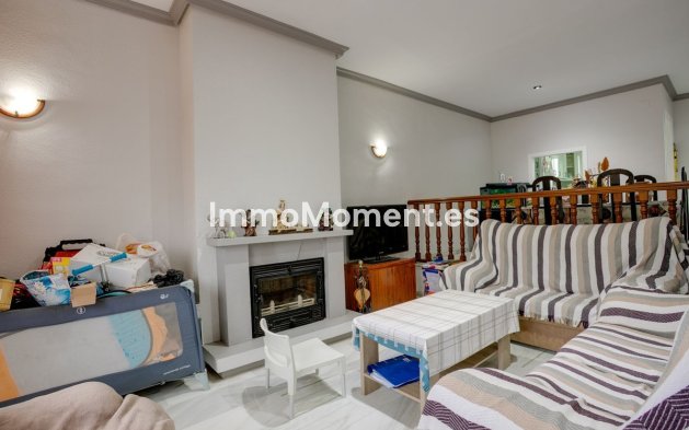 Bestaande woning - Geschakelde woning - Estepona  - Estepona Centro