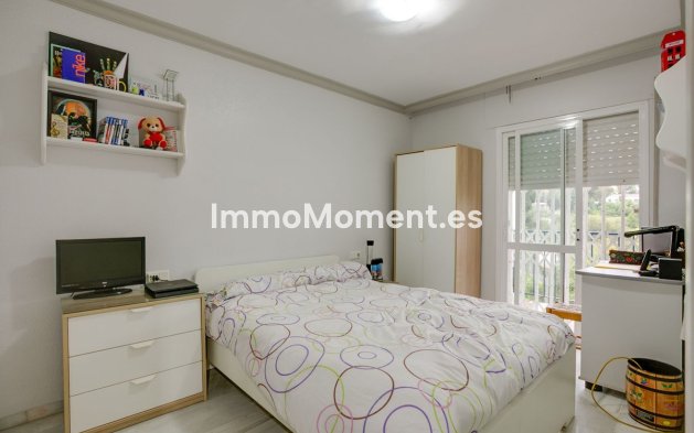 Bestaande woning - Geschakelde woning - Estepona  - Estepona Centro