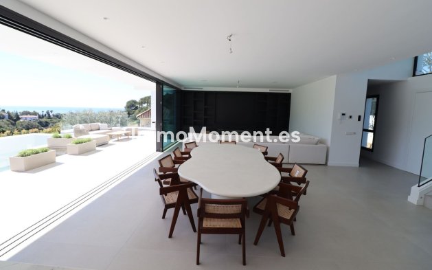 Resale - Villa - Marbella - Elviria