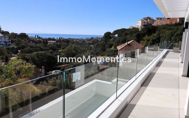 Resale - Villa - Marbella - Elviria