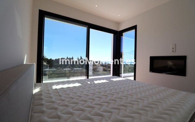 Resale - Villa - Marbella - Elviria