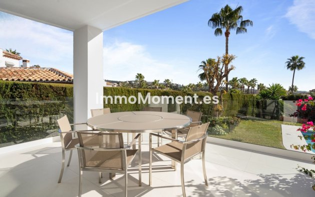 Reventa - Villa - Marbella - Elviria
