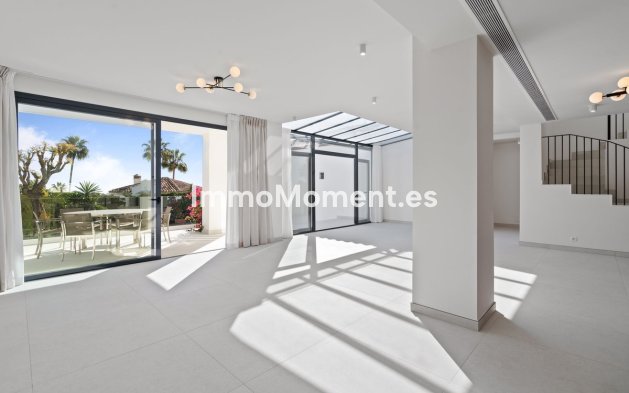 Reventa - Villa - Marbella - Elviria