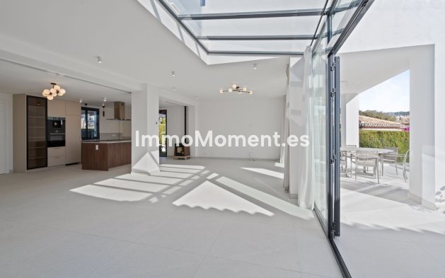 Reventa - Villa - Marbella - Elviria