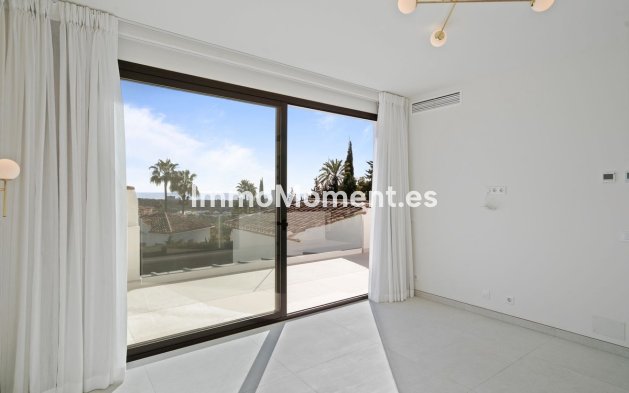Reventa - Villa - Marbella - Elviria