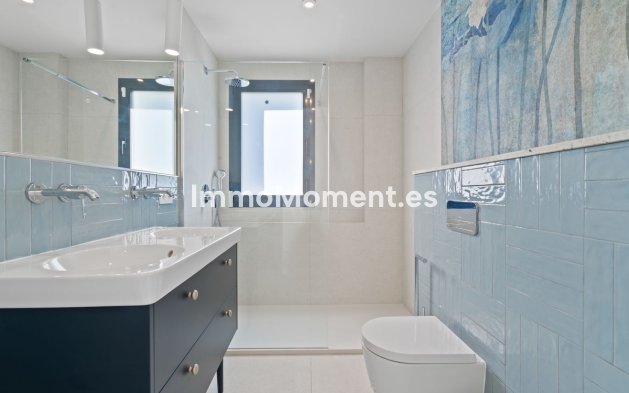 Reventa - Villa - Marbella - Elviria