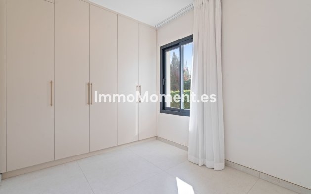 Reventa - Villa - Marbella - Elviria