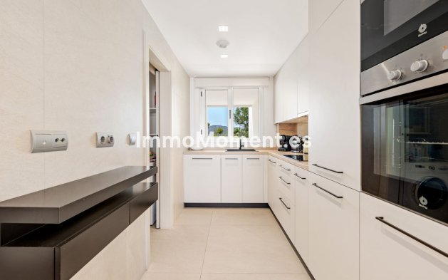 Resale - Apartment - Mijas - La Cala Golf