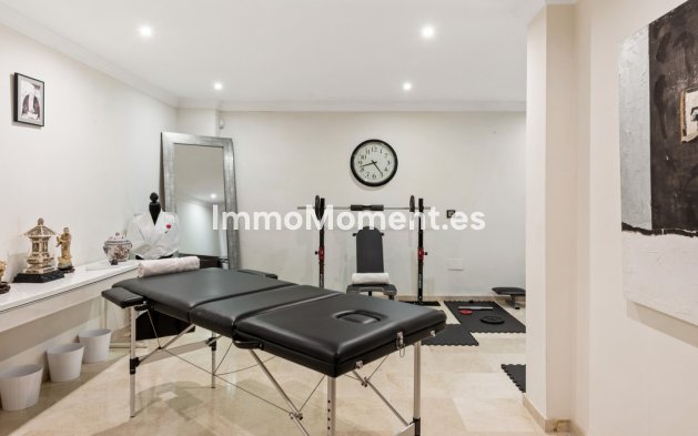 Resale - Villa - Estepona - New Golden Mile