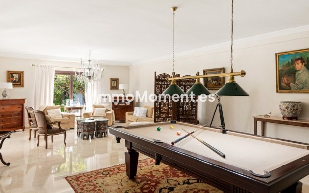 Resale - Villa - Estepona - New Golden Mile