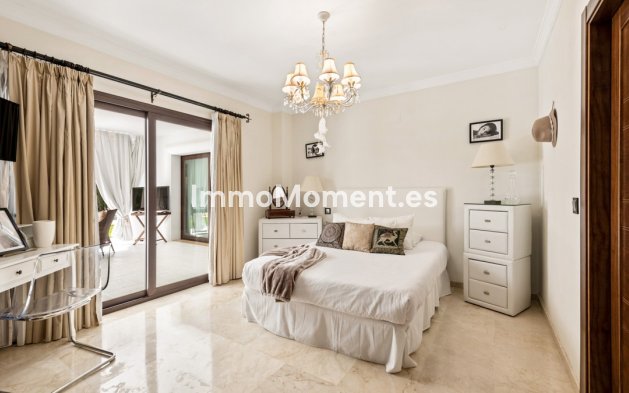 Resale - Villa - Estepona - New Golden Mile