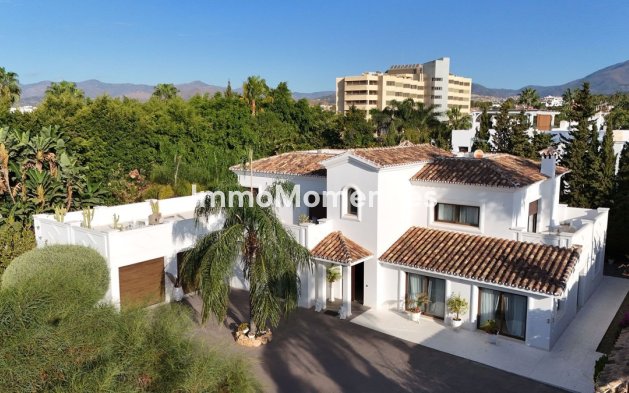 Resale - Villa - Estepona - New Golden Mile