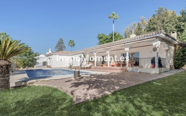 Resale - Detached villa - Estepona - New Golden Mile
